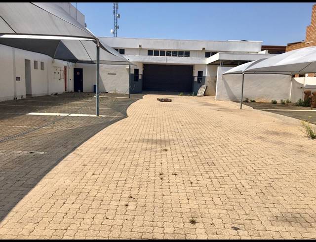1,000M² RETAIL FOR SALE IN POLOKWANE CENTRAL